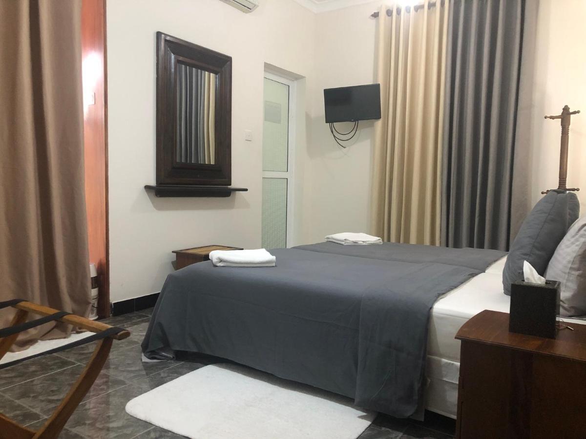 West Dene Bed & Breakfast Negombo Ngoại thất bức ảnh