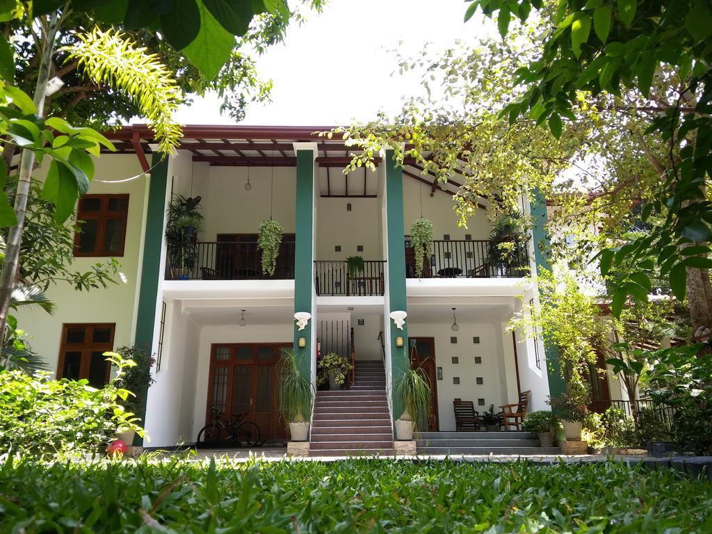 West Dene Bed & Breakfast Negombo Ngoại thất bức ảnh