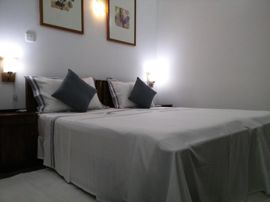 West Dene Bed & Breakfast Negombo Ngoại thất bức ảnh