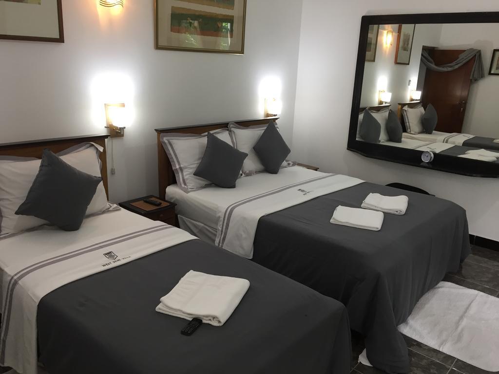 West Dene Bed & Breakfast Negombo Ngoại thất bức ảnh