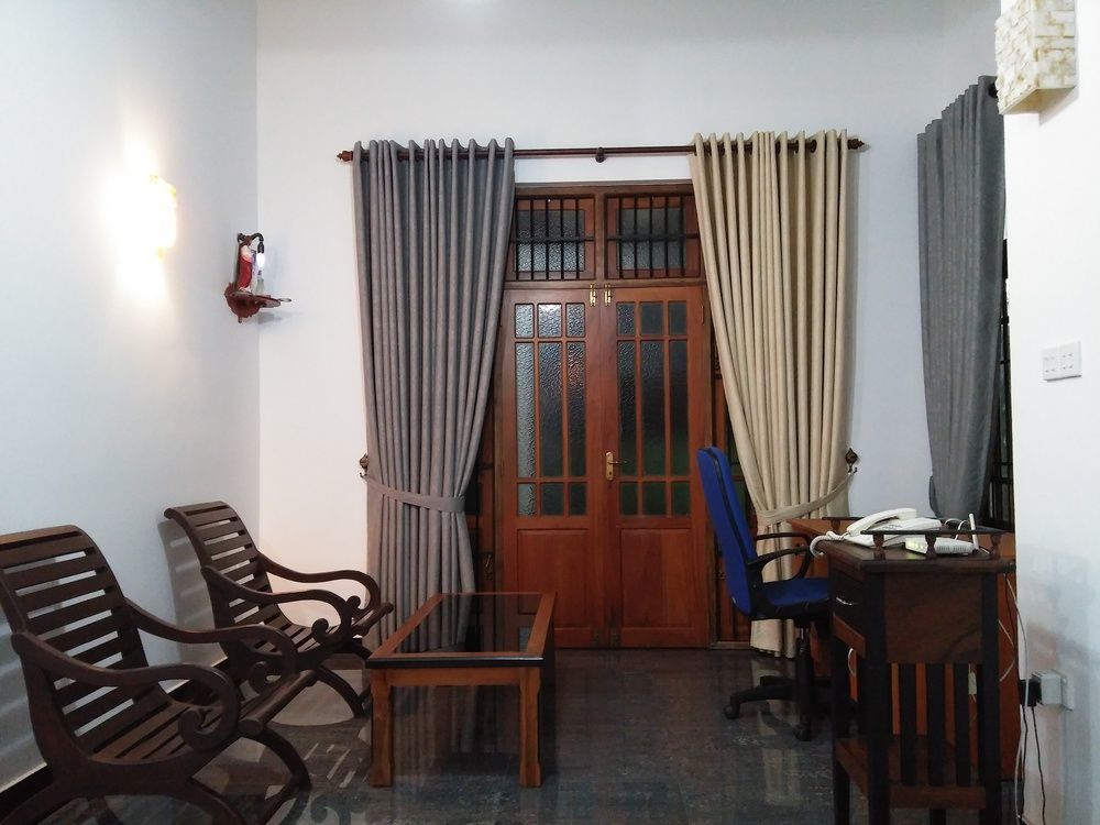 West Dene Bed & Breakfast Negombo Ngoại thất bức ảnh
