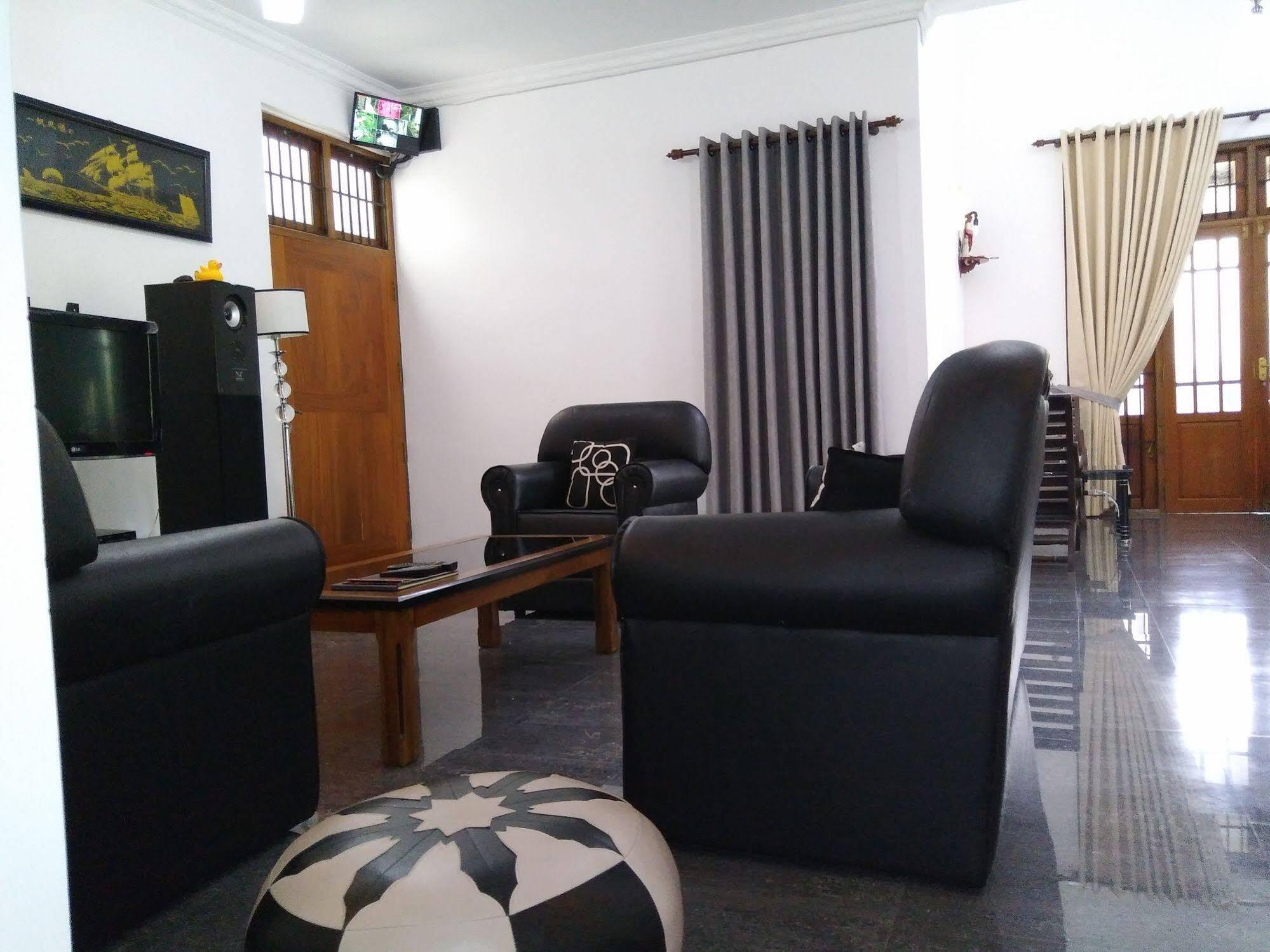 West Dene Bed & Breakfast Negombo Ngoại thất bức ảnh